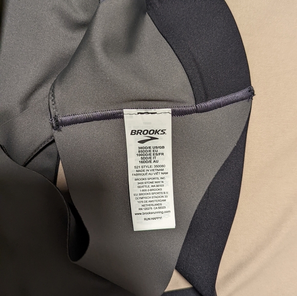 Brooks Drive 3 Pocket Run Bra Sz 38DD/E - Picture 9 of 12